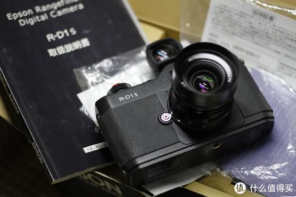 全球首款数码旁轴相机：EPSON 爱普生 R-D1s