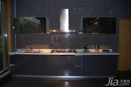 6套一字型橱柜效果图 小厨房转得开