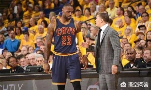 骑士惨败步行者遭开门黑，詹皇真的带不动么？