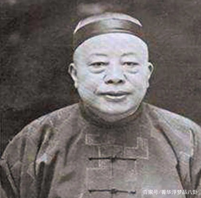 晚年被迫扫大街，黄金荣的下场到底有多惨呢？