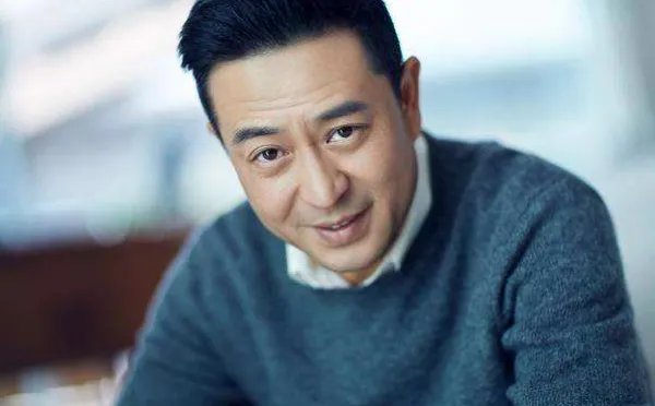 成为一个张嘉译一样的男人都要怎么做？