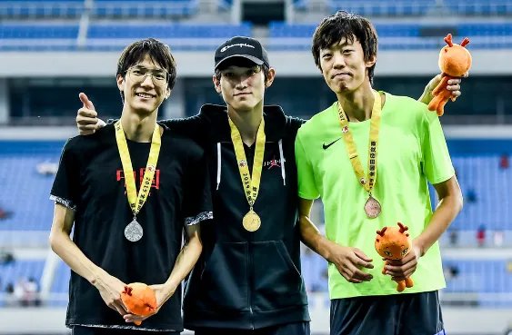 前跳高运动员张国伟宣布复出，将自聘团队圆梦，此前他有过哪些战绩？