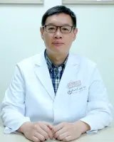 一坐下心口窝处感觉挤得慌