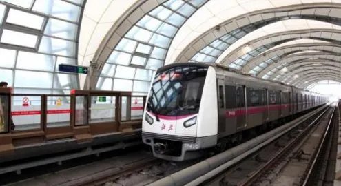 深圳地铁碾压事件情况是什么？