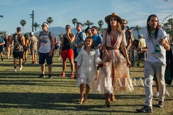 音乐节有哪些必备时髦元素?