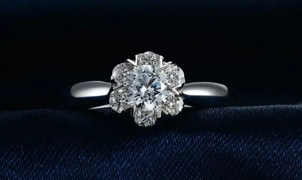 5克拉钻石多少钱 订婚钻戒一般多少钱