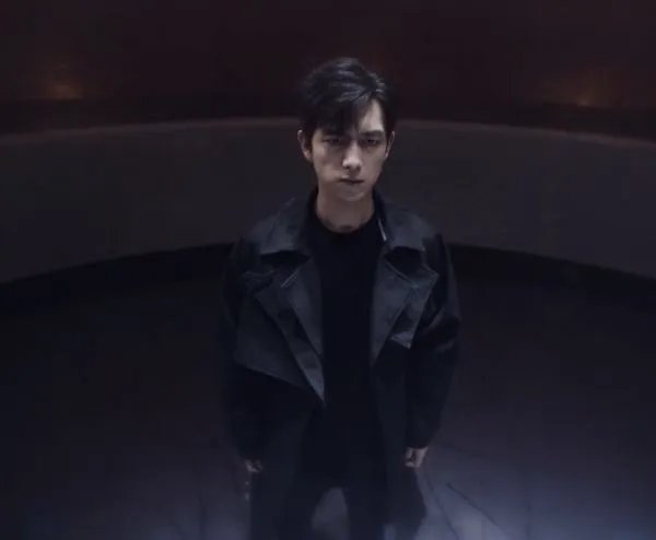 在《我的时代你的时代中》,吴白为何叫DT?