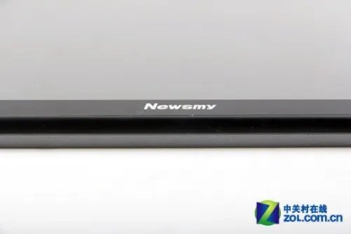 全新定制UI Android2.3 纽曼P8 P9评测