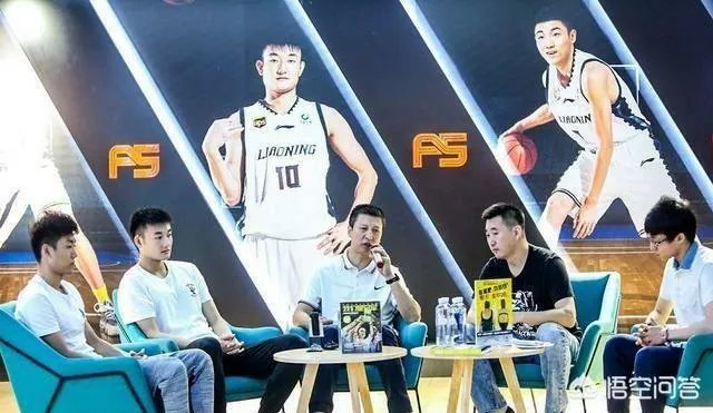 郭士强出席活动，记者问郭士强韩德君婚礼现场下战书广东队一书，你怎么看待郭士强的回答？