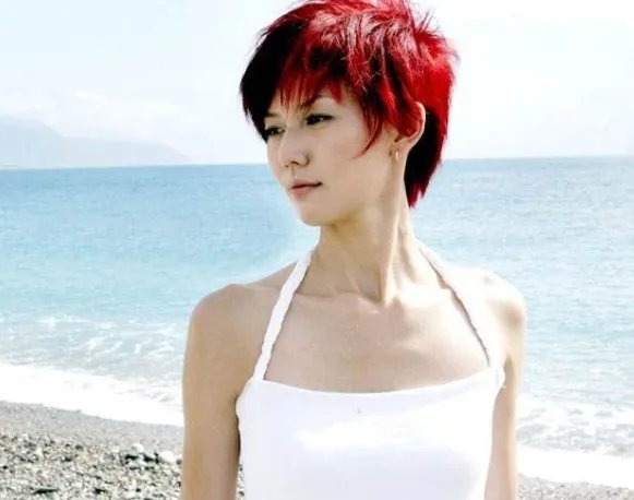 孙燕姿出道20周年线上演唱会引全网关注,当年的她究竟有多火?