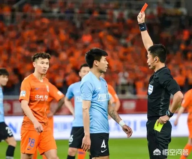 中超赛场再现争议，李帅国骂+掌掴吴兴涵！有张稀哲前车之鉴下，他会被禁赛多久？