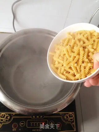 番茄肉酱意大利面