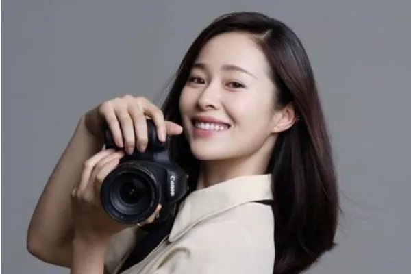 为何很多人认为江一燕落得如此下场跟邓超脱不了干系?