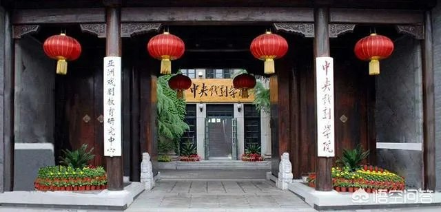 18年艺考生吴磊和易烊千玺，你觉得谁更受北电中戏的青睐？