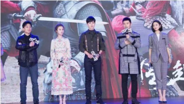 陈思诚发现的刘昊然，为什么却都说佟丽娅才是刘昊然的伯乐呢？