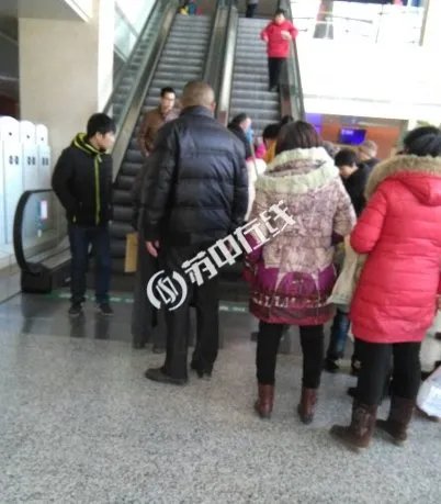 邓飞的个人履历