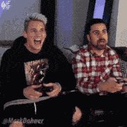 深田老师又放福利了？动图 胸肌大摇起来肯定有劲！