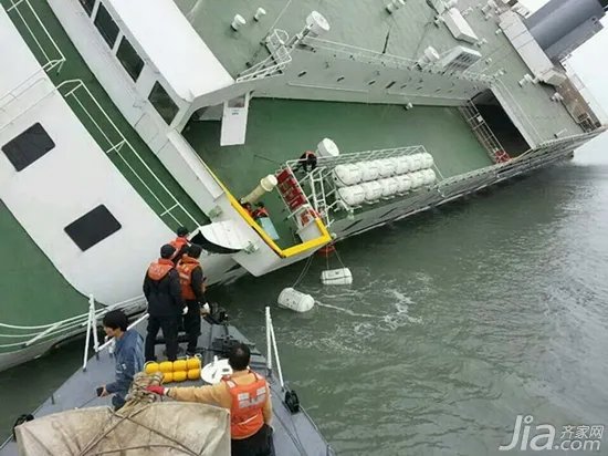 韩国客轮沉没 事故现场及内部照片曝光