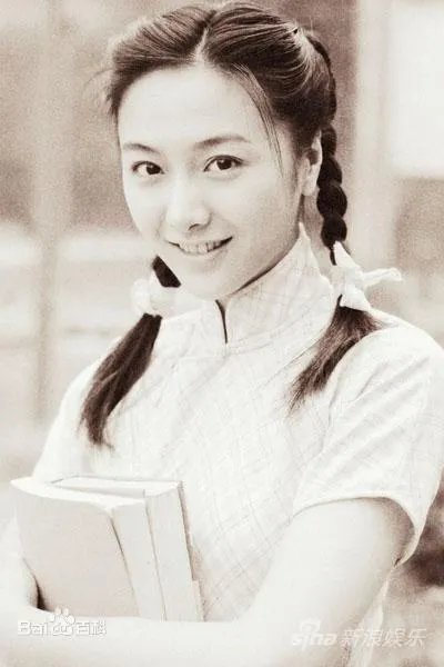 王学兵版厨王里面牛长远第一个妻子秀儿的演员是谁？