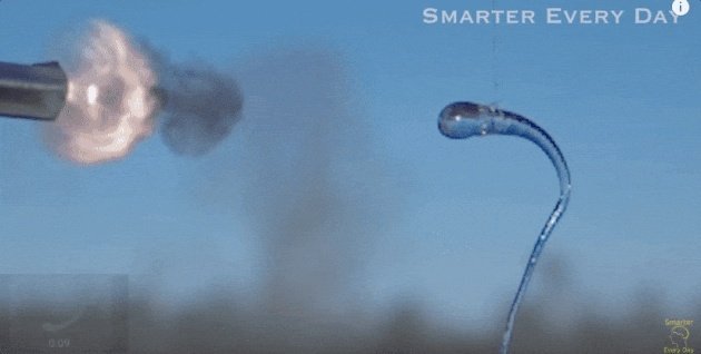 子弹都打不碎的“鲁珀特之泪”为何一捏尾部就碎了?