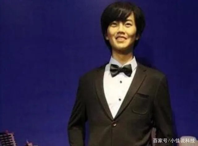 4个最丑明星蜡像，刘德华像暴发户，他们都是谁？