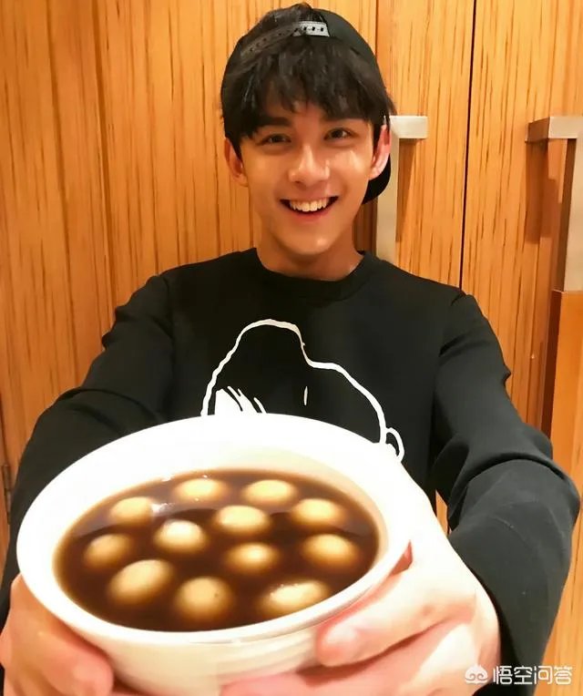 18年艺考生吴磊和易烊千玺，你觉得谁更受北电中戏的青睐？