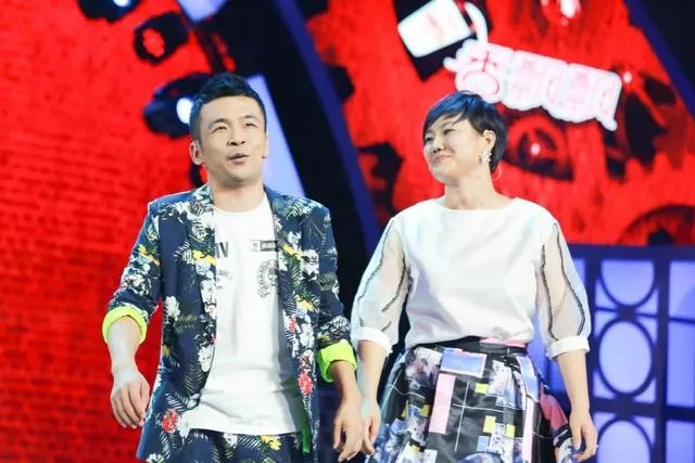 到底该怎么评价周云鹏的喜剧？