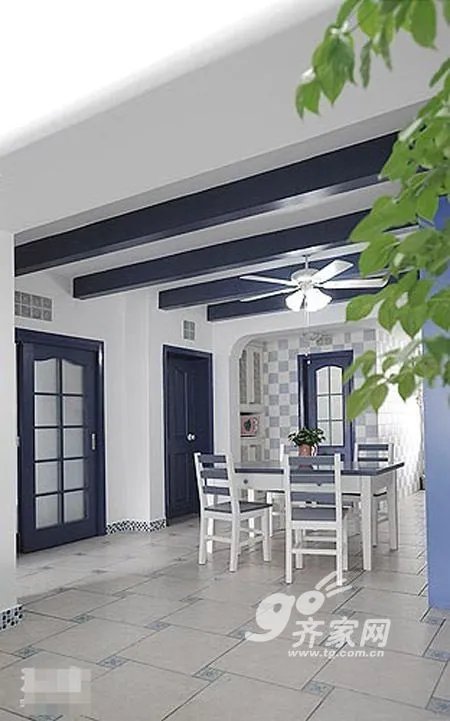 蓝白涂料改装二手房 97平清新可爱地中海家