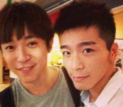 吴青峰唱歌中哽咽的歌是什么 吴青峰出柜刘雨凯真假