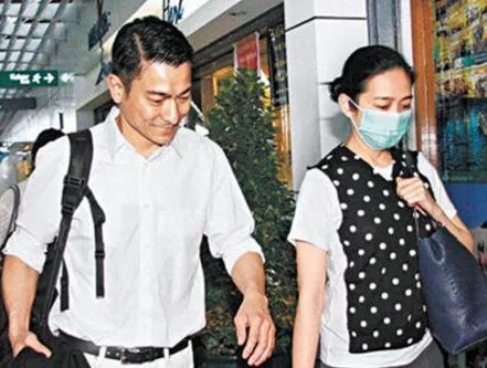 曝朱丽倩受孕成功 刘德华为生二胎蛮拼