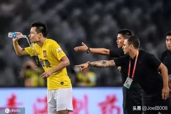 怎么评价恒大亚冠联赛半决赛次回合发布的海报“信念之光”？