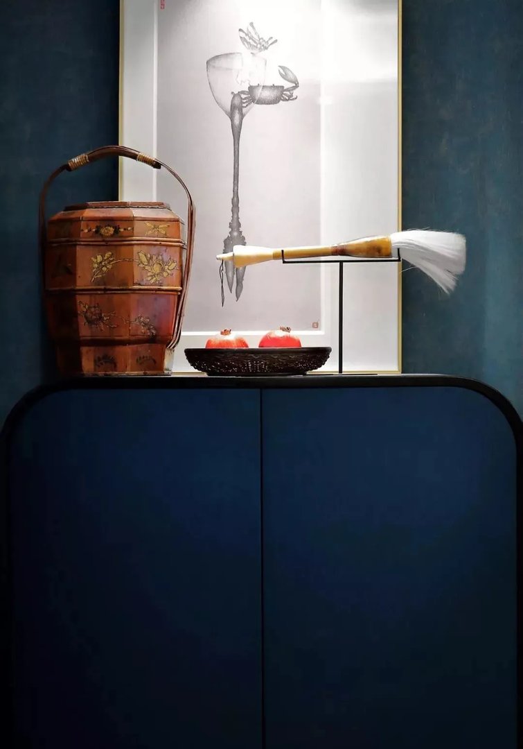 【你不得不知道的最潮蓝色——孔雀蓝】