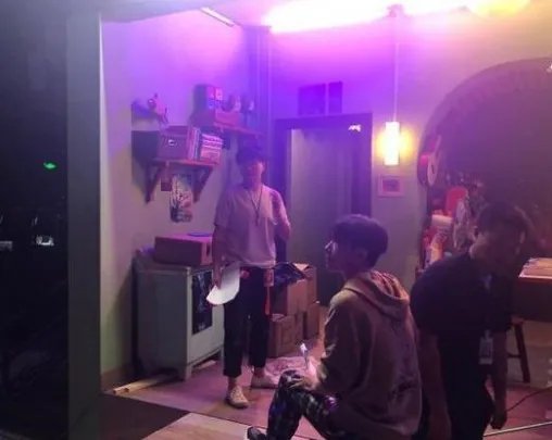 洪涛大赞王菲真性情时如何说？