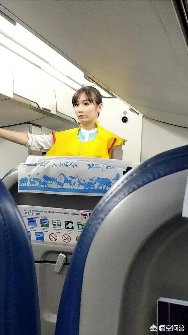 你坐地铁遇到最奇葩的一件事是什么？