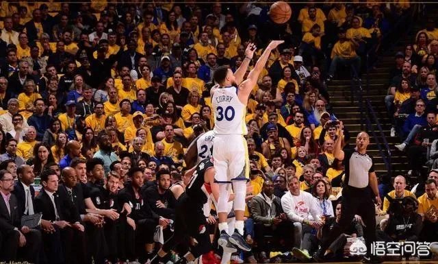 西决G1，库里狂轰36分+9记三分，利拉德仅得19分，如何评价两队核心的表现？