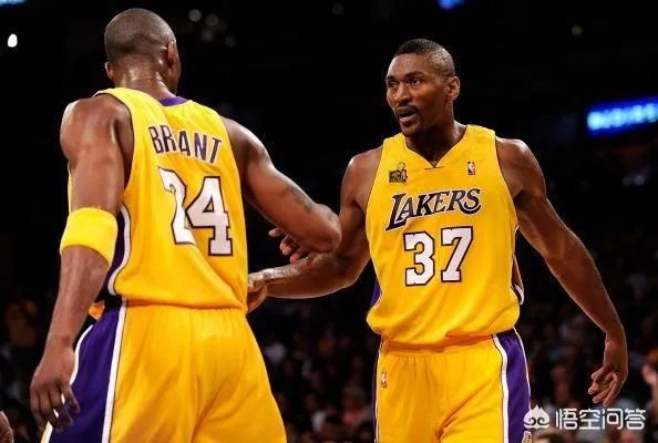 巅峰时期的阿泰斯特是什么级别的球员？可以比肩现在的谁？