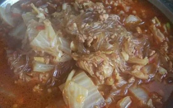 猪肉白菜炖粉条怎么做啊？