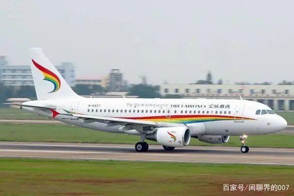 机长飞行中突发疾病，降落前身亡，为何不紧急降落？机长的命没有乘客金贵？