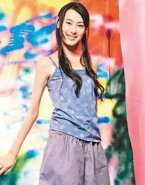 同是未婚生子，为何吴佩慈与梁洛施命运却大不同？