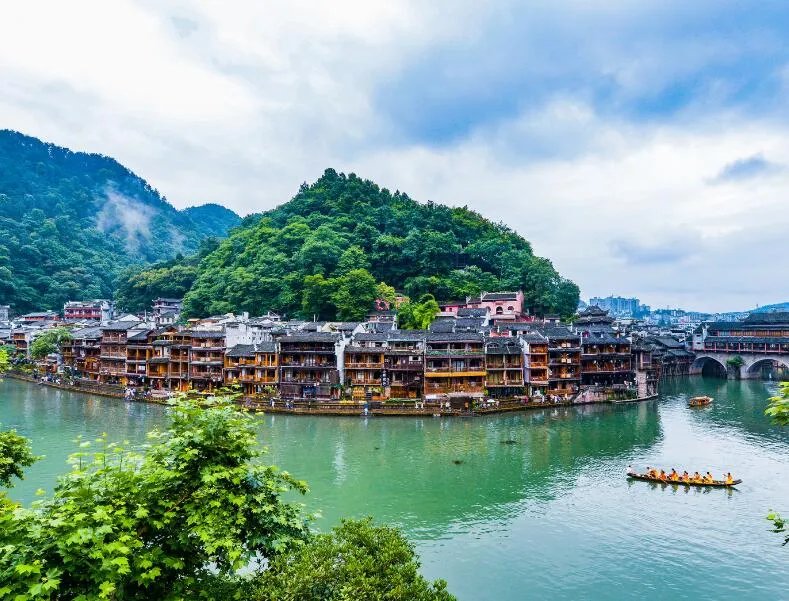 凤凰古城在哪里