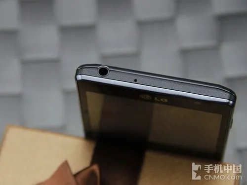 4.7英寸大屏双核 LG Optimus L9初体验