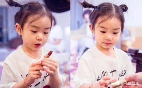 戚薇女儿为啥总是扎俩丸子头？看到她散头发照片后，瞬间懂了！这是为何？