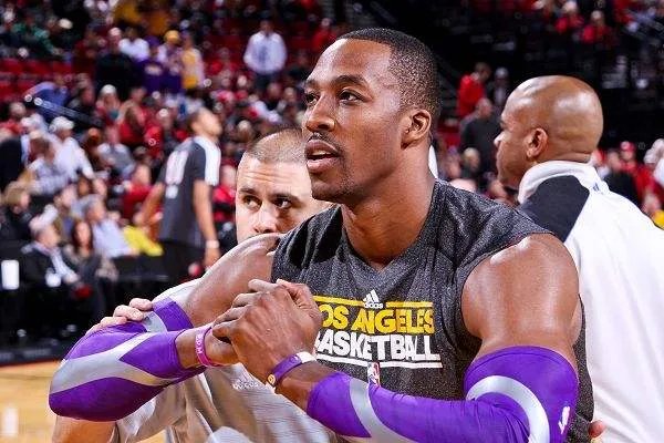 霍华德虽表态不参加NBA复赛，但一直都保持着训练，你怎么看？