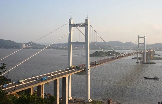 虎门大桥涡振水马怎么成为诱因了？