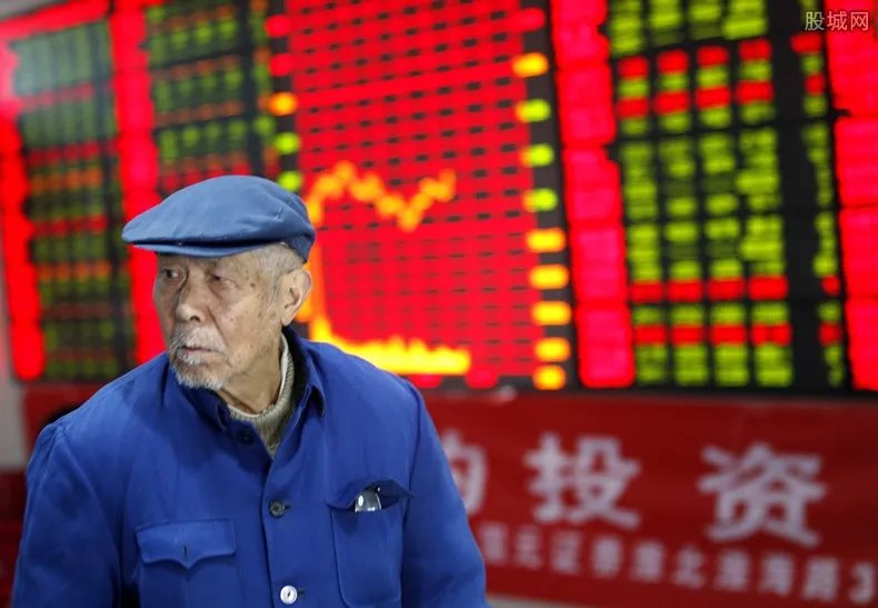 今天大盘为什么暴跌 人民日报评今日股市