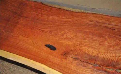 大红酸枝和红酸枝有什么区别