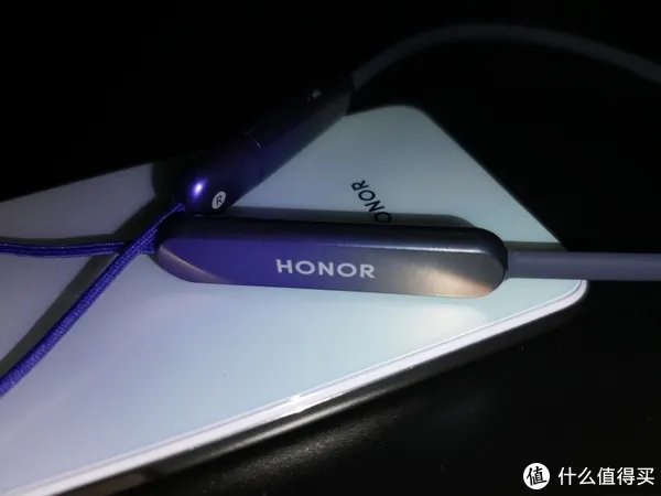 李现同款“荣耀xSport PRO蓝牙耳机”上手，这也忒好看了吧！