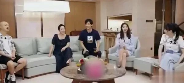 海陆挑战五分钟做饭只打了鸡蛋，对包贝尔李佳航的菜品一直吐槽，合适吗？