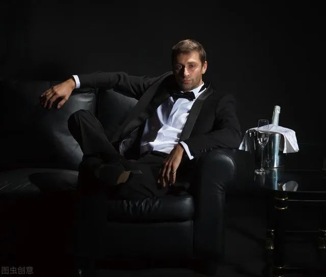 二十年前月薪一千多很快乐,现在月薪三四万感觉很穷困为什么?