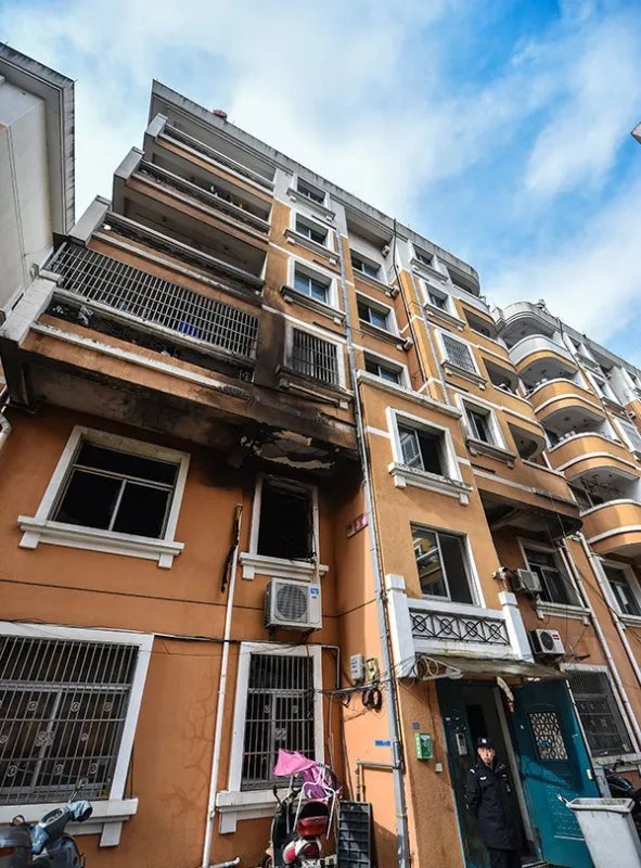 宁波大火18人死亡